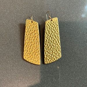Nickel and Suede leather earrings